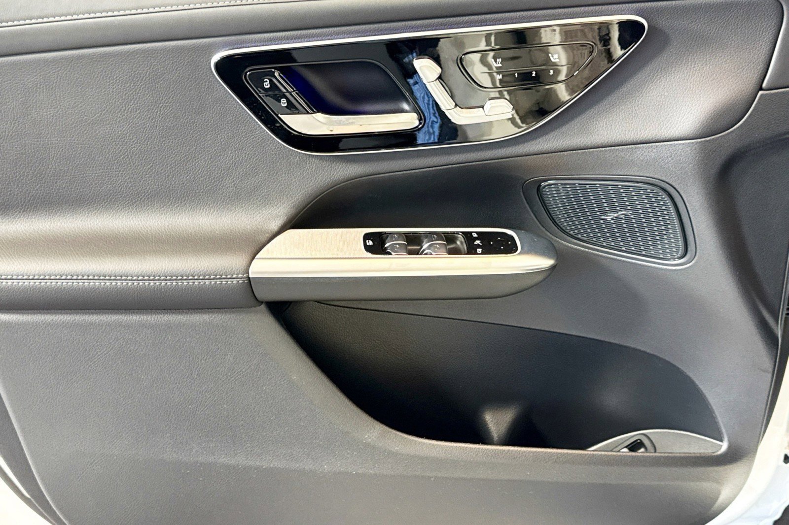 New 2026 Mercedes-Benz GLC 43 AMG 4MATIC image 16