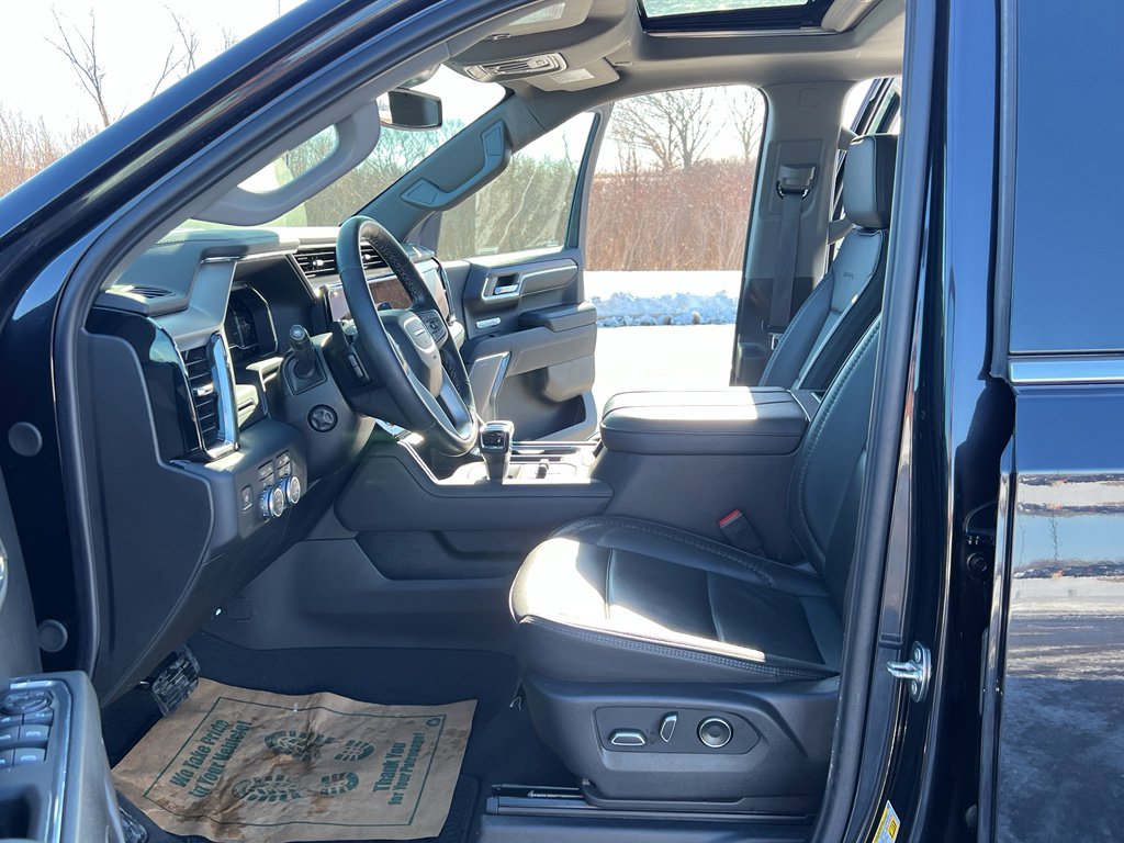 Used 2024 GMC Sierra 1500 Denali AWD/4WD image 15