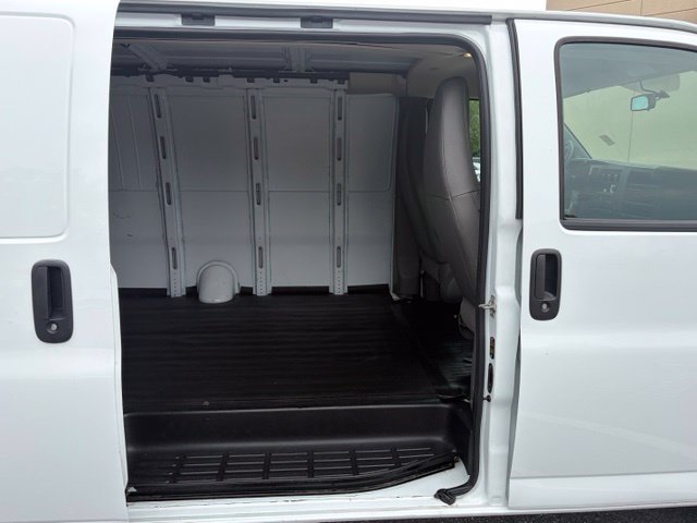 Used 2025 Chevrolet Express 2500 Extended w/ Driver Convenience Package RWD image 10