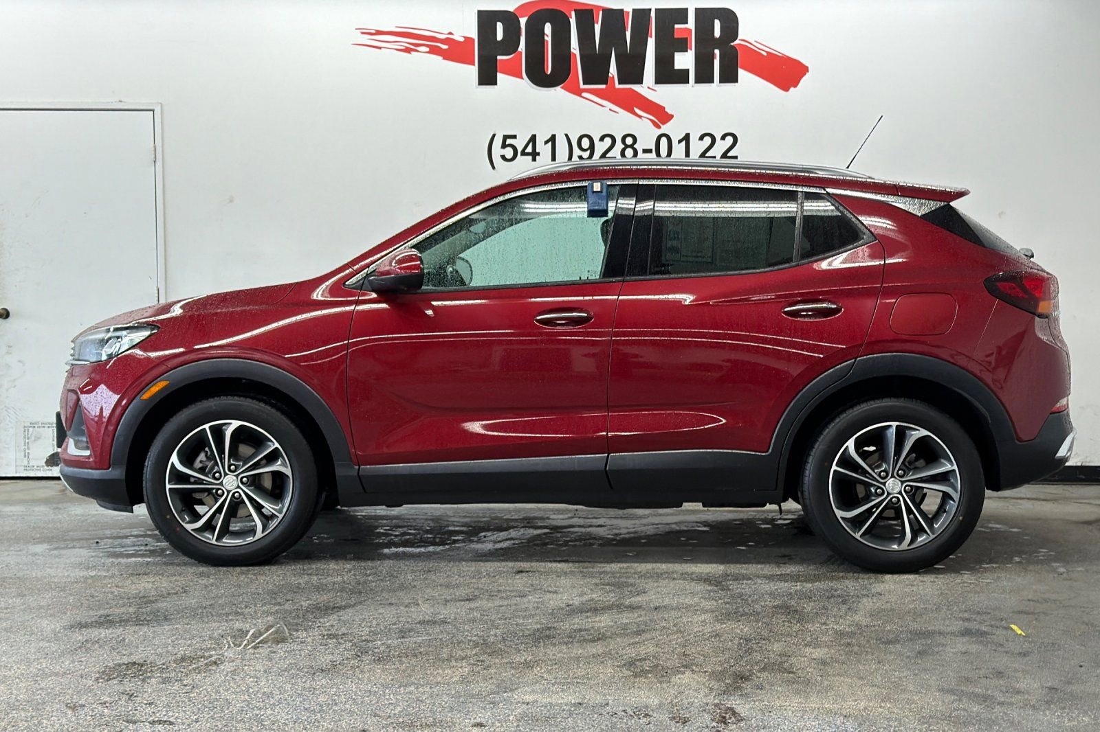 Used 2021 Buick Encore GX Essence w/ Advanced Technology Package FWD image 7