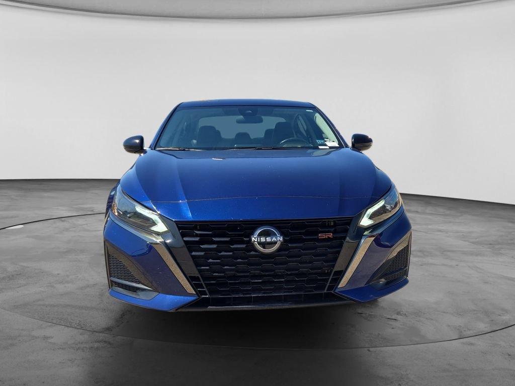 Used 2024 Nissan Altima 2.5 SR FWD image 4