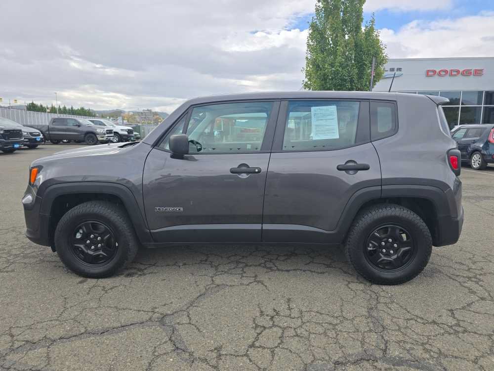 Used 2021 Jeep Renegade Sport AWD/4WD image 2