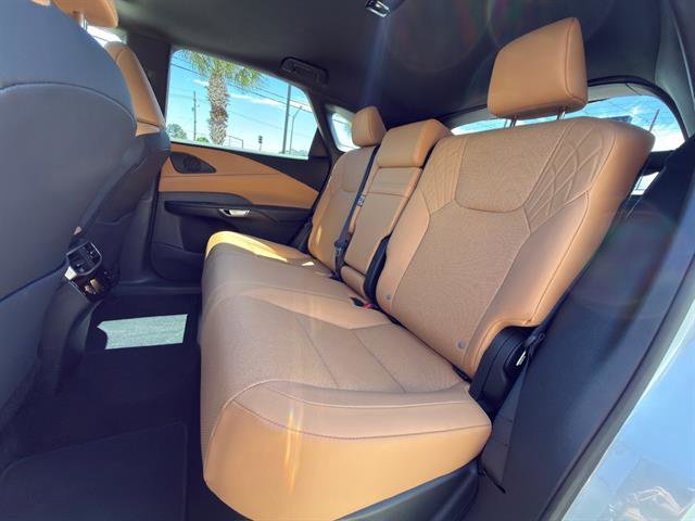 Used 2025 Lexus RX 350 Premium w/ Accessory Package (Z1) image 12