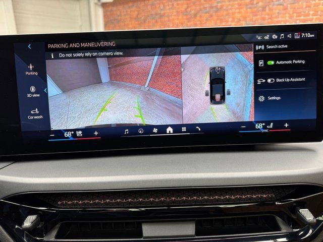 Used 2025 BMW 230i xDrive Coupe w/ Premium Package image 20