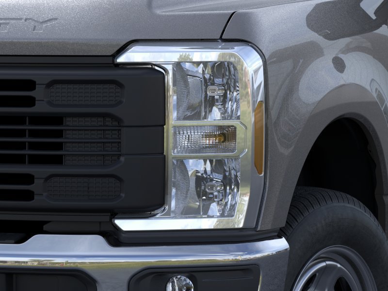 New 2026 Ford F350 XL w/ XL Chrome Package AWD/4WD image 18