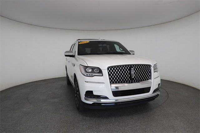 Used 2024 Lincoln Navigator Black Label image 29