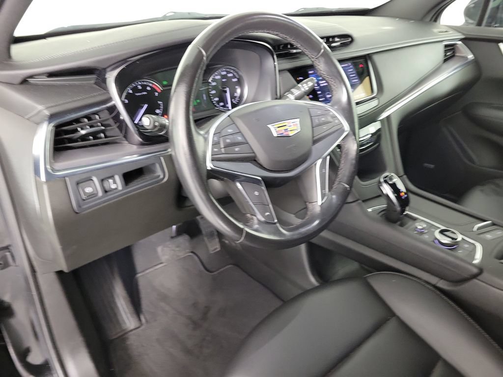 Certified 2023 Cadillac XT5 Luxury FWD image 17
