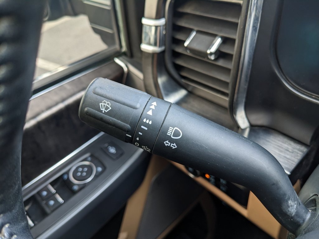 Used 2023 Ford F250 Lariat w/ Chrome Package image 58