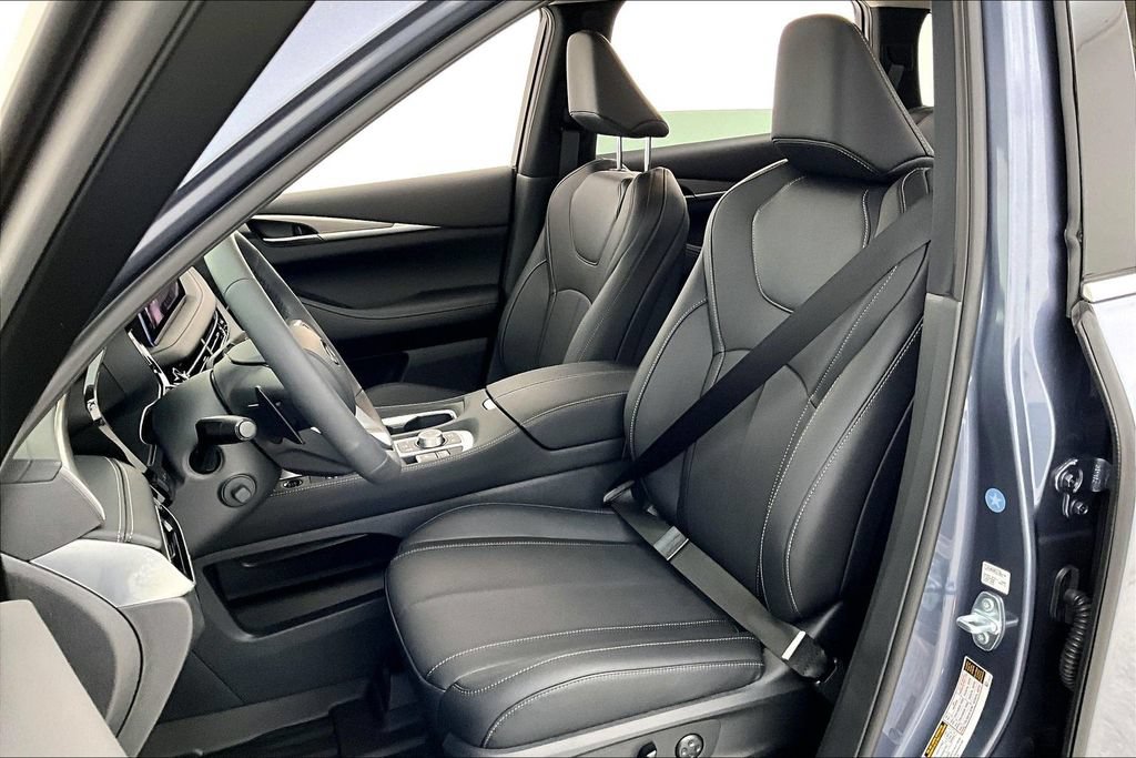 New 2027 INFINITI QX60 Luxe w/ Cargo Package FWD image 27