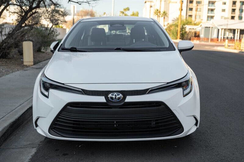 Used 2025 Toyota Corolla LE w/ Convenience Package image 8