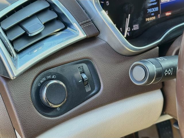 Used 2014 Cadillac SRX Luxury w/ Driver Awareness Package FWD image 9