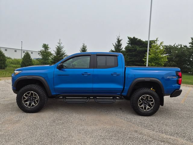 Used 2023 Chevrolet Colorado ZR2 w/ ZR2 Convenience Package III AWD/4WD image 9