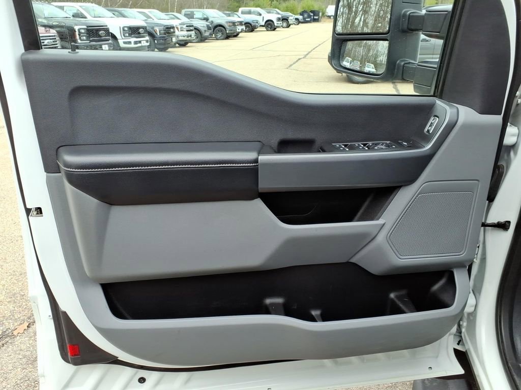 Used 2024 Ford F350 XLT w/ XLT Value Package image 23