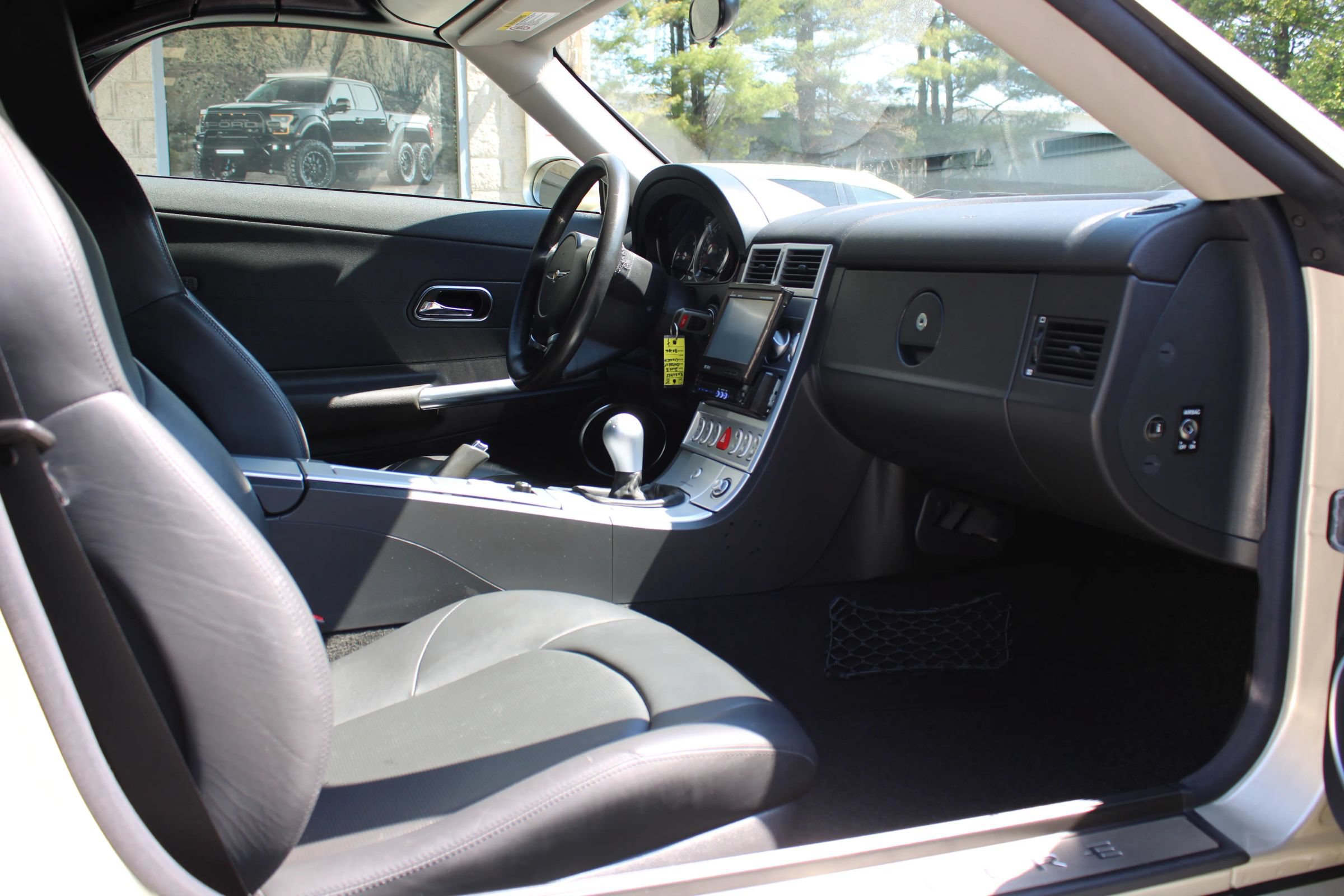Used 2006 Chrysler Crossfire Limited RWD image 14