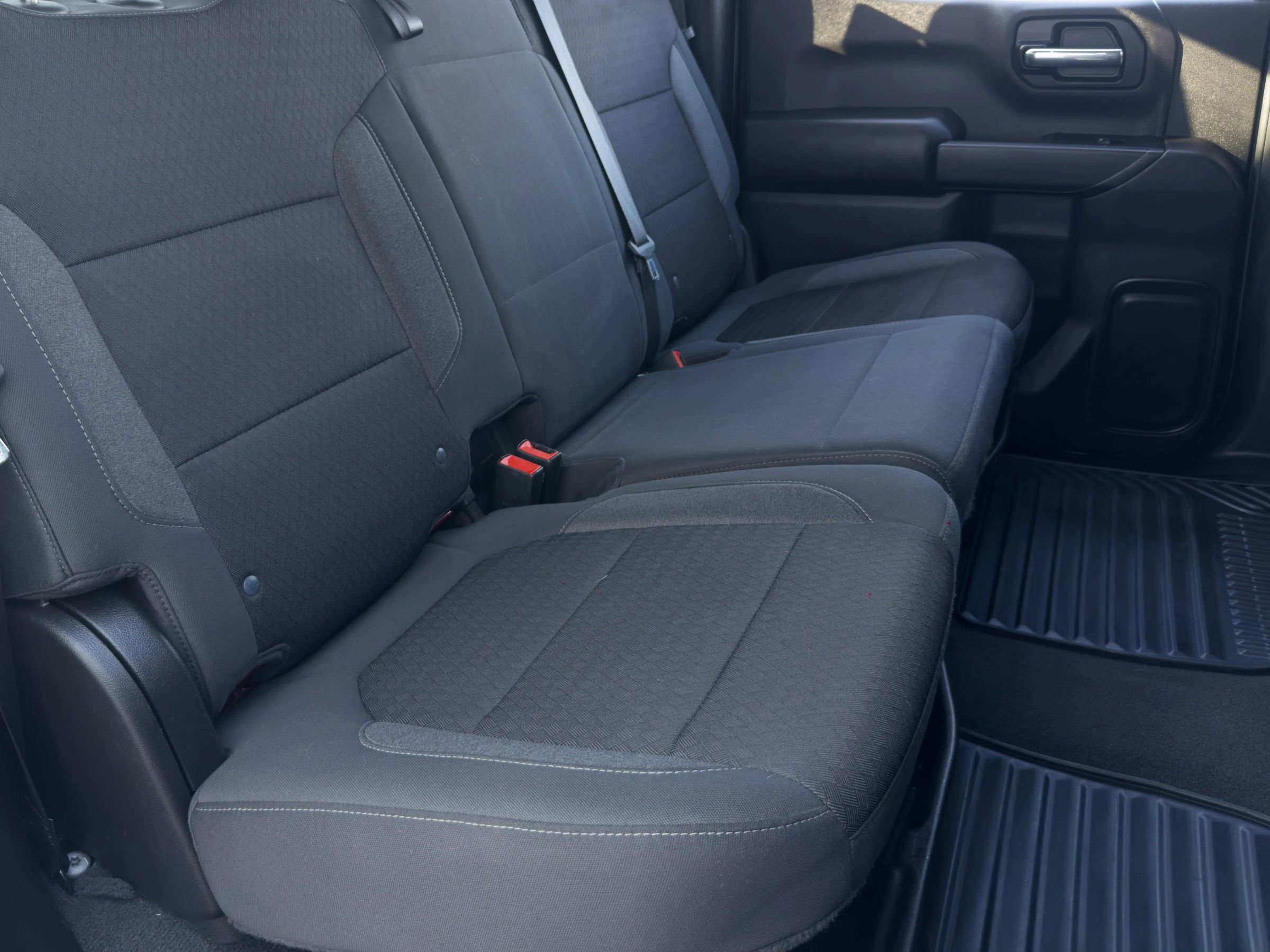 Used 2022 Chevrolet Silverado 1500 Custom w/ LPO, Dark Essentials Package AWD/4WD image 25
