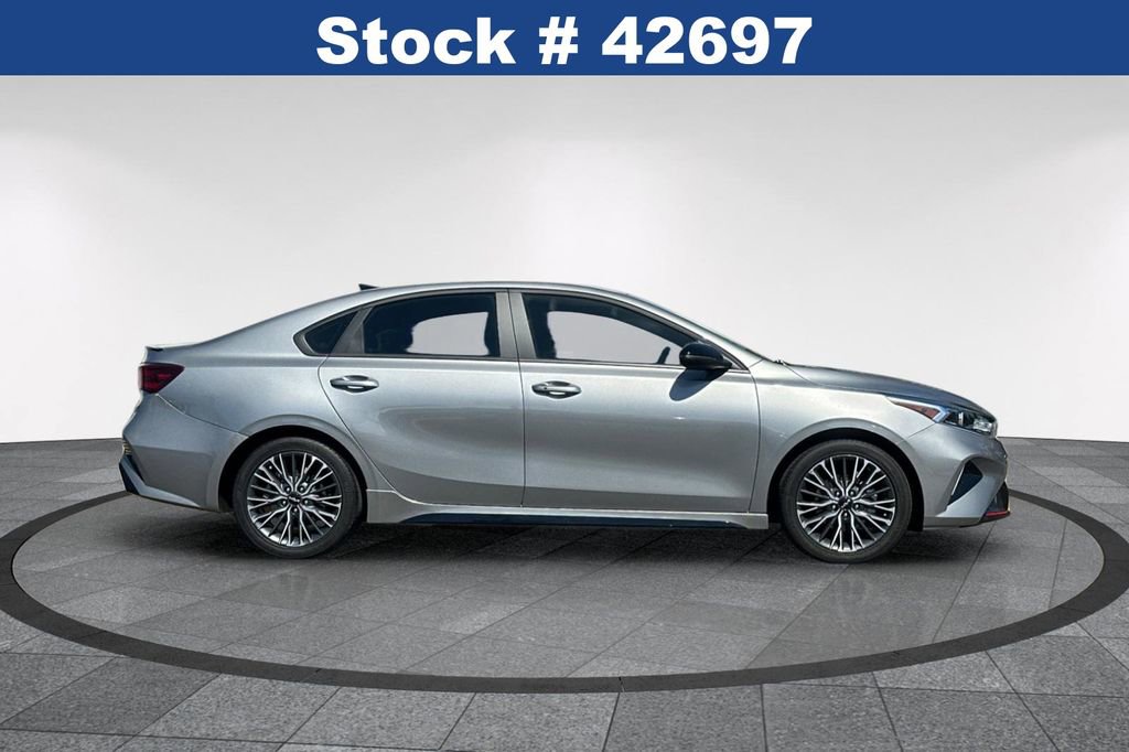 Used 2024 Kia Forte GT-Line FWD image 4