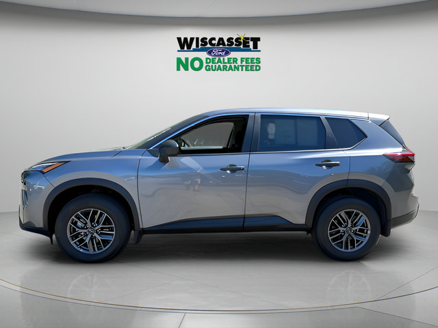 Used 2026 Nissan Rogue S AWD/4WD image 2
