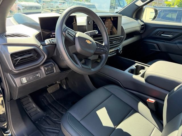 Certified 2024 Chevrolet Silverado EV W/T AWD/4WD image 19