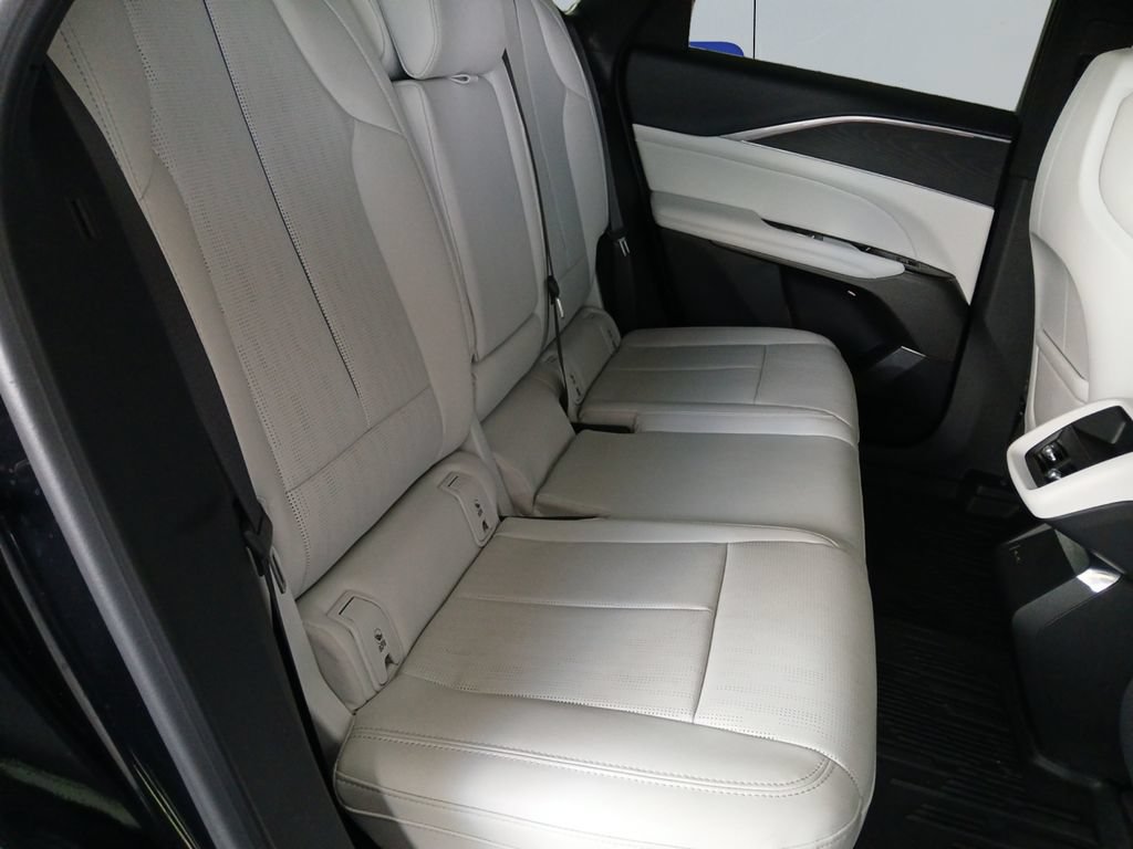 Used 2024 Cadillac Lyriq Sport w/ LPO, Floor Liner Package RWD image 18