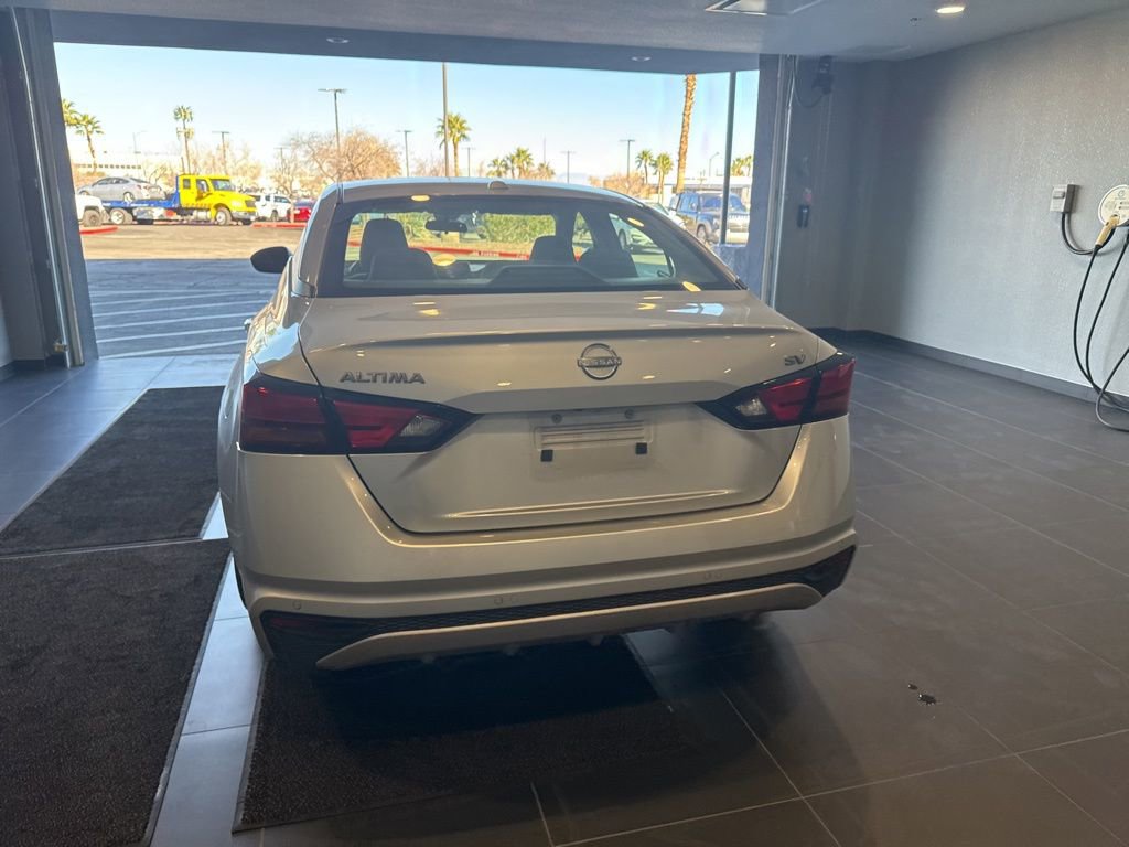 Used 2023 Nissan Altima 2.5 SV image 6
