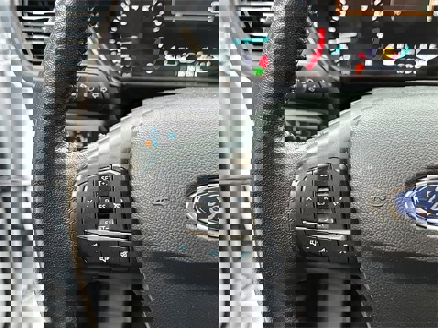 Used 2020 Ford Escape SEL image 21