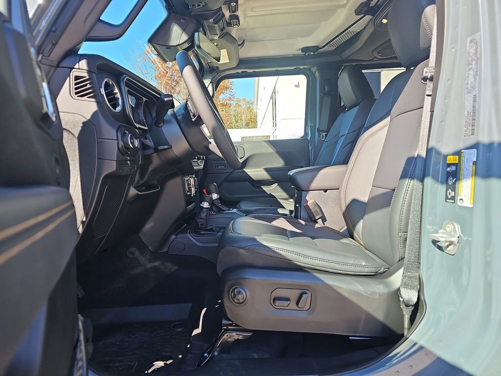 New 2026 Jeep Wrangler Sahara image 9