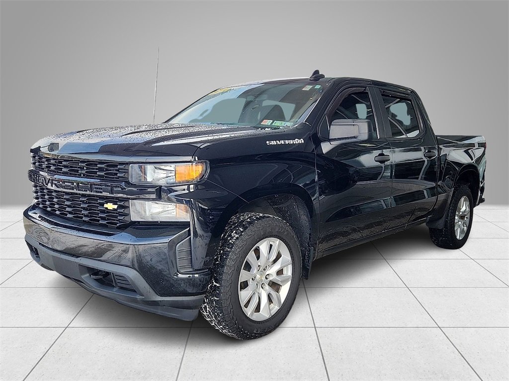 Used 2020 Chevrolet Silverado 1500 Custom w/ Custom Value Package image 3