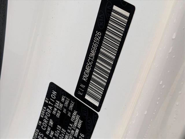 Used 2021 Kia Sedona EX image 24