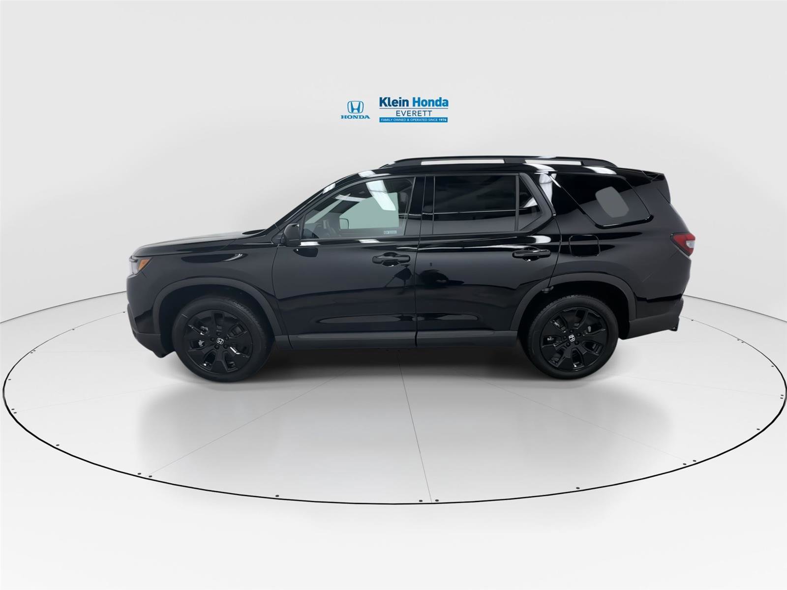 New 2026 Honda Pilot Black Edition image 6