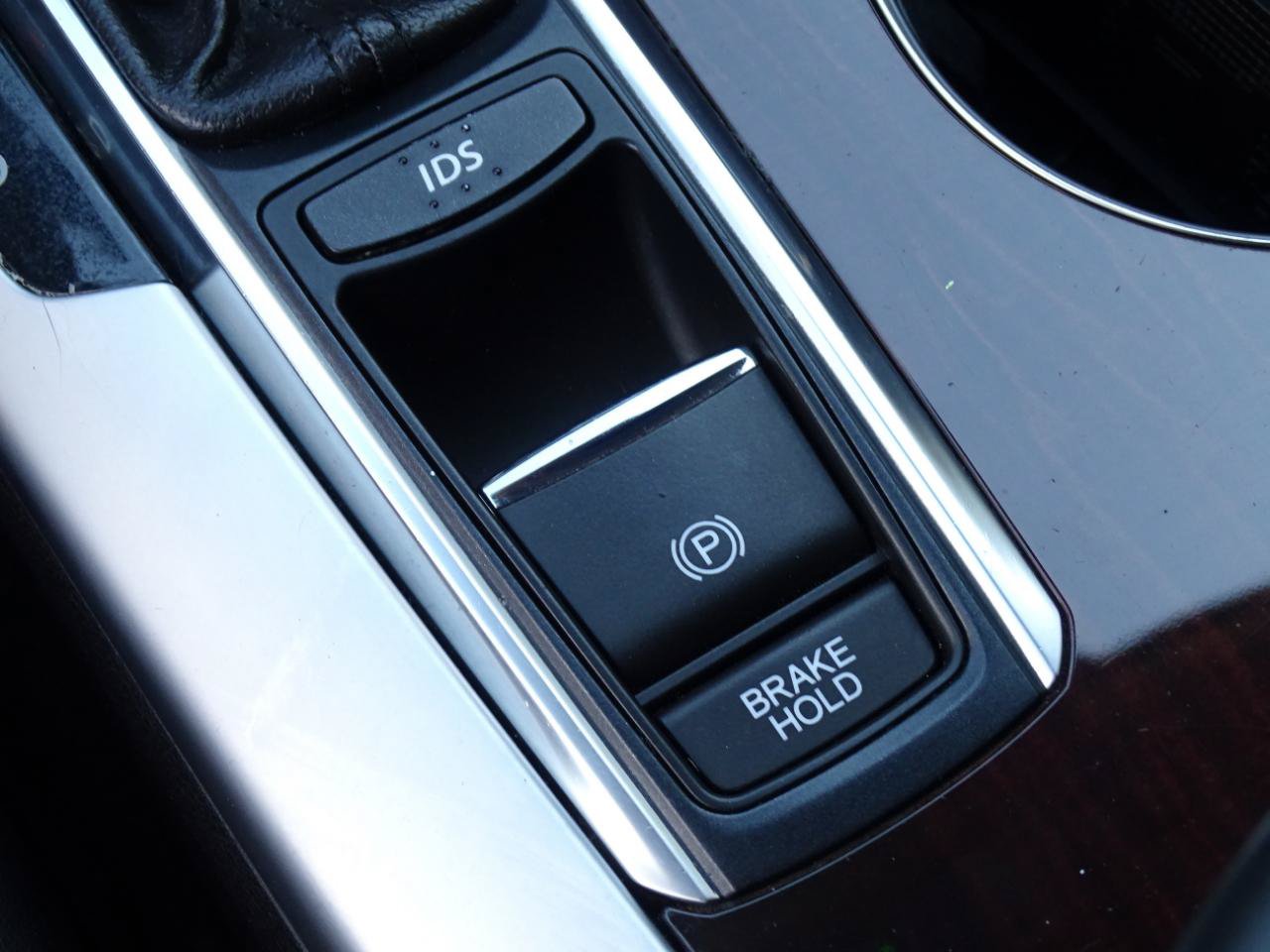 Used 2015 Acura TLX w/ Technology Package FWD image 38