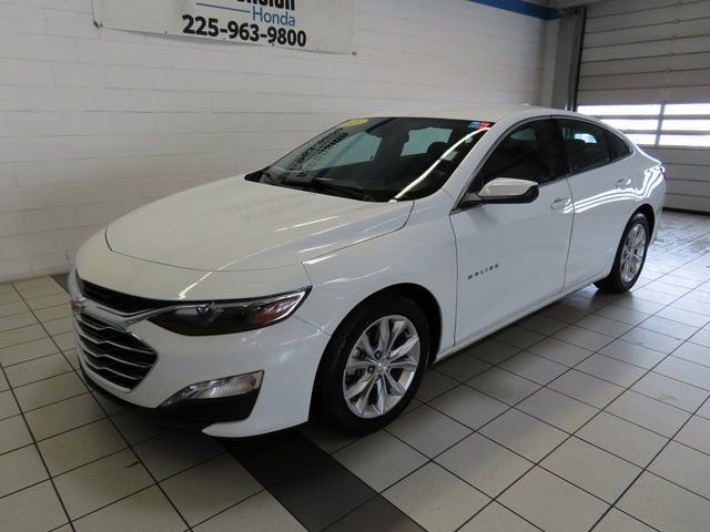 Used 2023 Chevrolet Malibu LT FWD image 2
