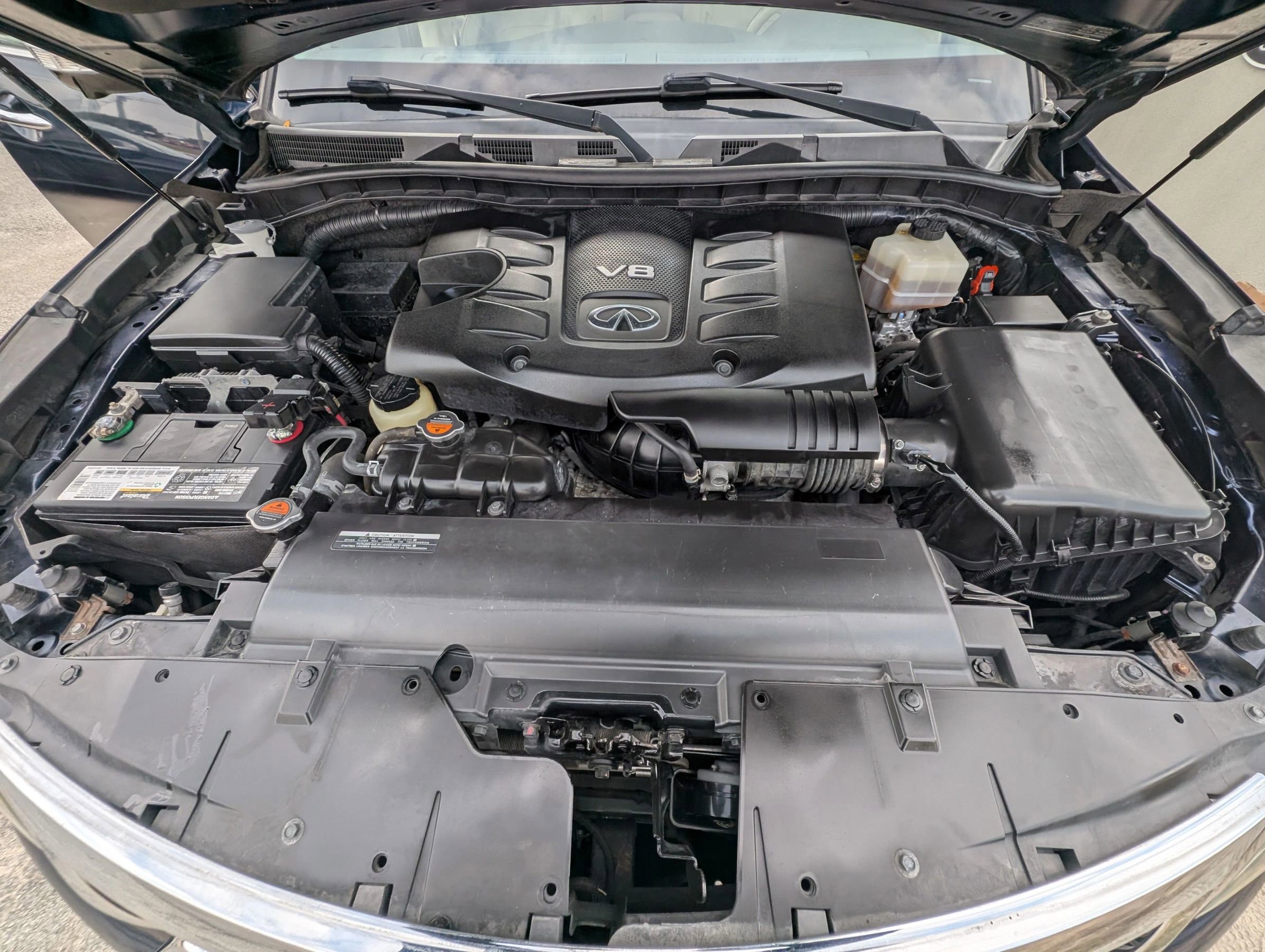 Used 2016 INFINITI QX80 Sport Utility 4D w/ Driver's Assistance Package image 13