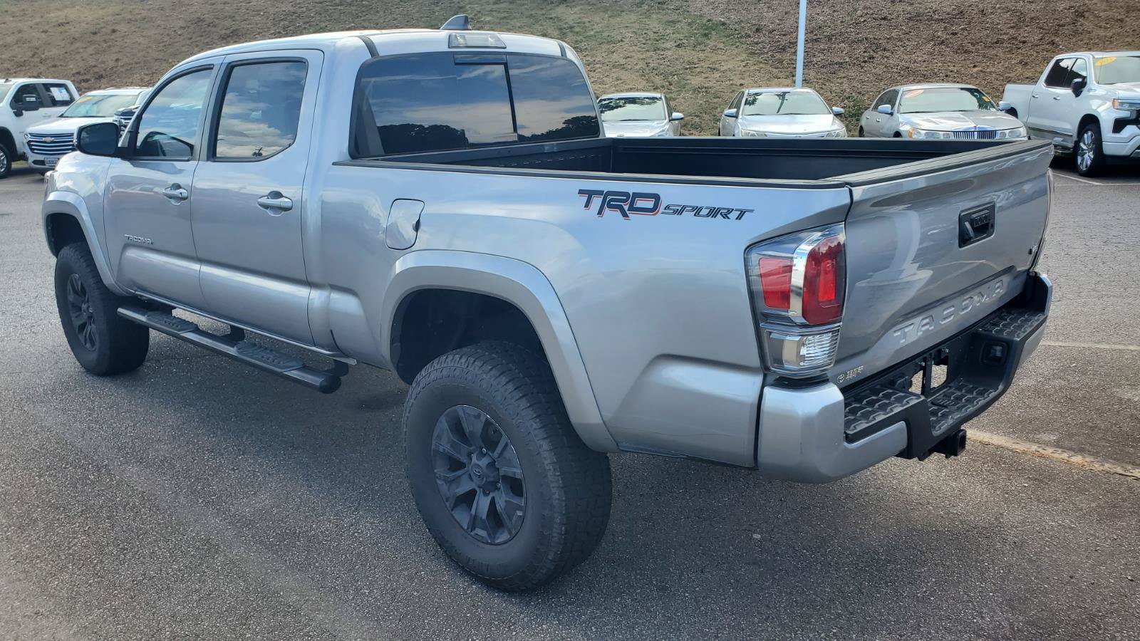 Used 2020 Toyota Tacoma TRD Sport RWD image 8