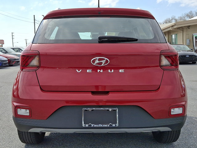 Certified 2023 Hyundai Venue Limited w/ Cargo Package image 5