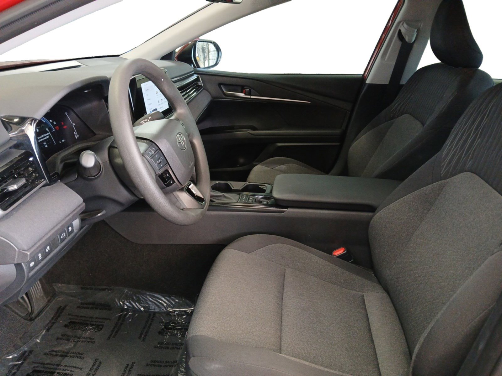 Used 2025 Toyota Camry image 9