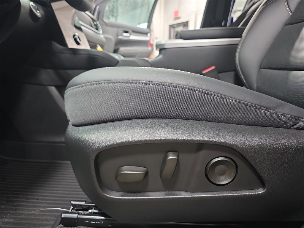 New 2026 GMC Terrain Elevation w/ Elevation Premium Package image 29