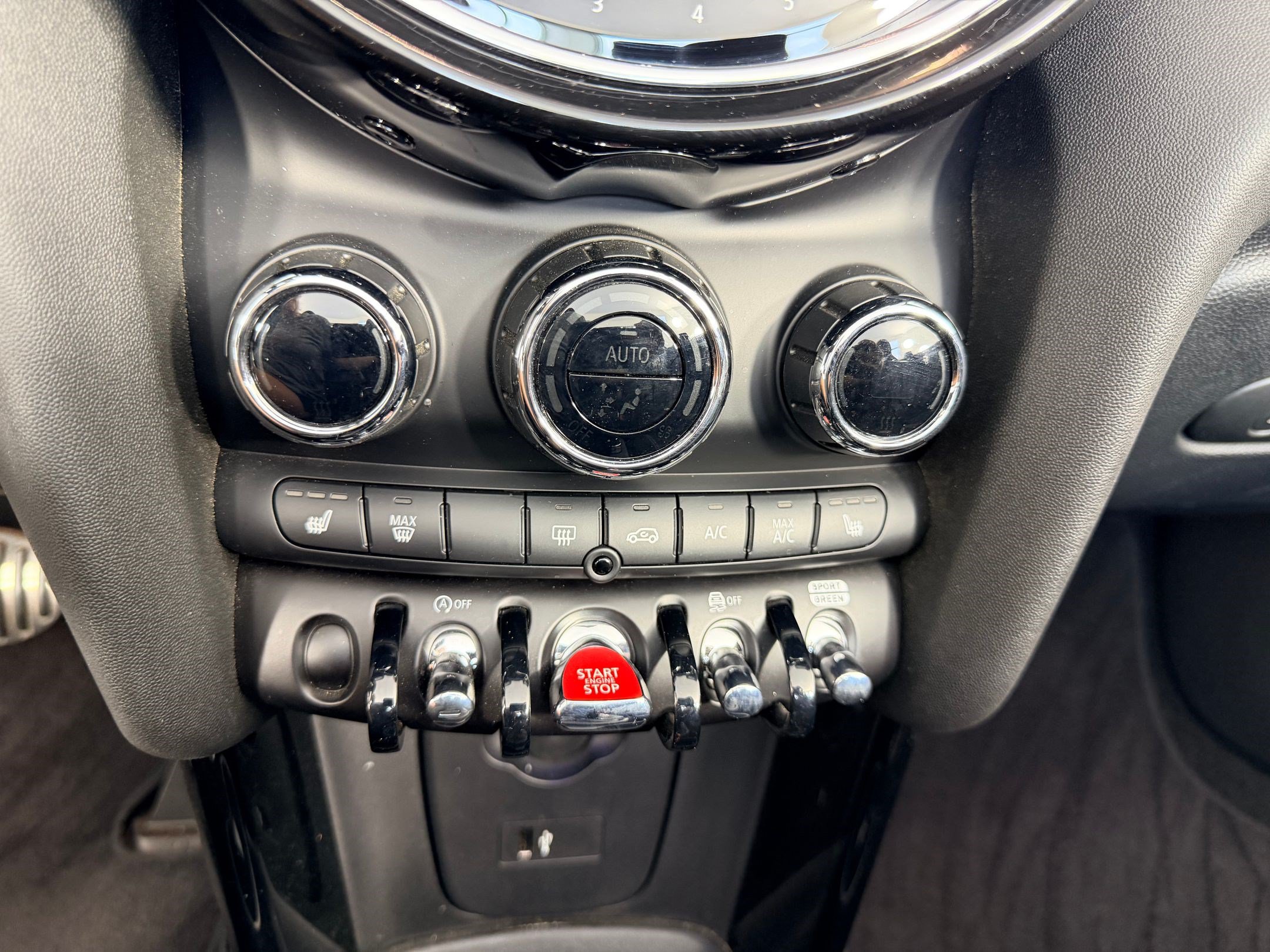 Used 2024 MINI Cooper John Cooper Works FWD image 18