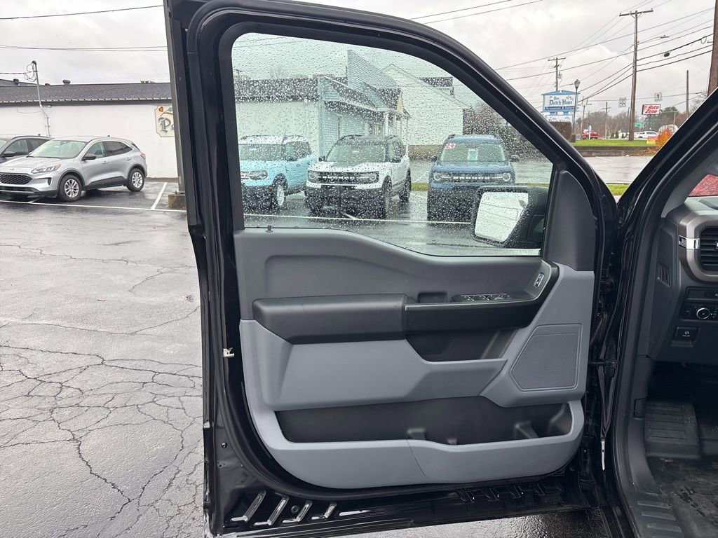 New 2025 Ford F150 XL w/ Equipment Group 103A High image 9