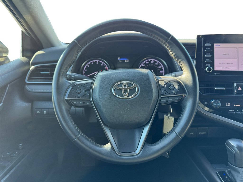 Used 2023 Toyota Camry SE image 12