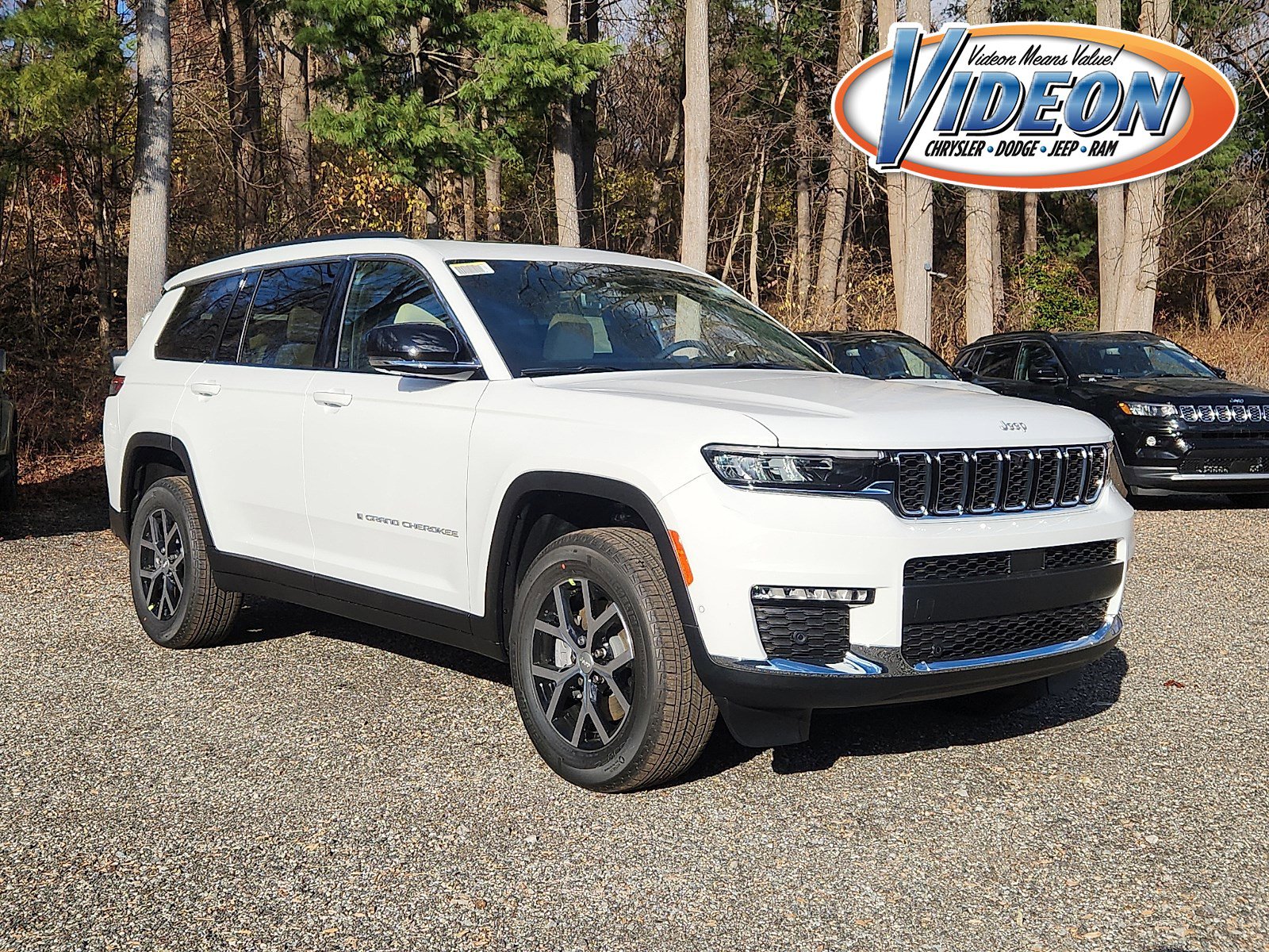 New 2025 Jeep Grand Cherokee L Limited w/ Luxury Tech Group II