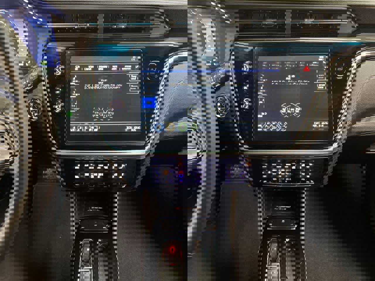 Used 2023 Chevrolet Bolt LT w/ Infotainment Package image 25