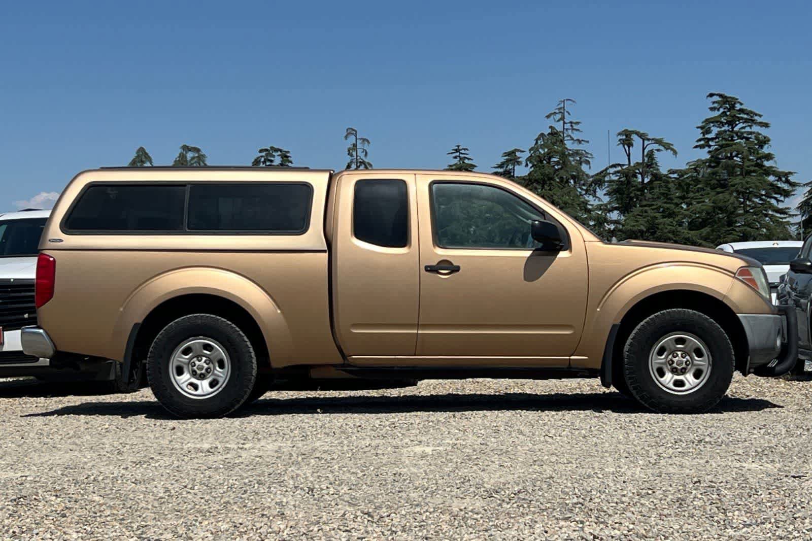 Used 2005 Nissan Frontier XE w/ (U01) Preferred Pkg RWD image 9