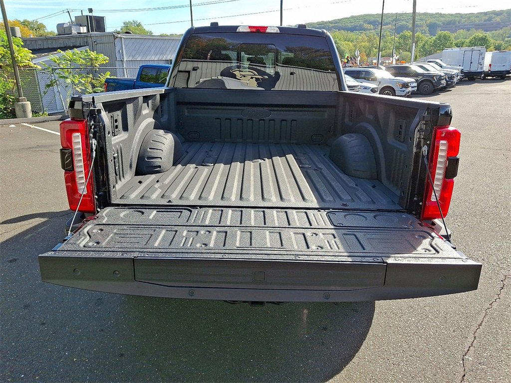 Used 2024 Ford F350 King Ranch image 29