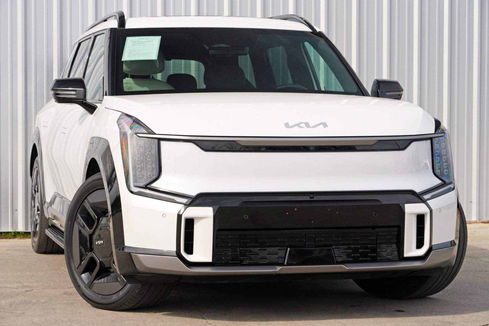 Used 2024 Kia EV9 GT-Line image 4