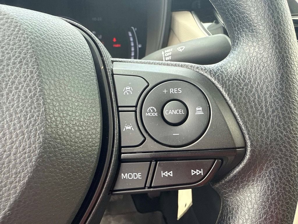 Used 2026 Toyota Corolla LE image 27