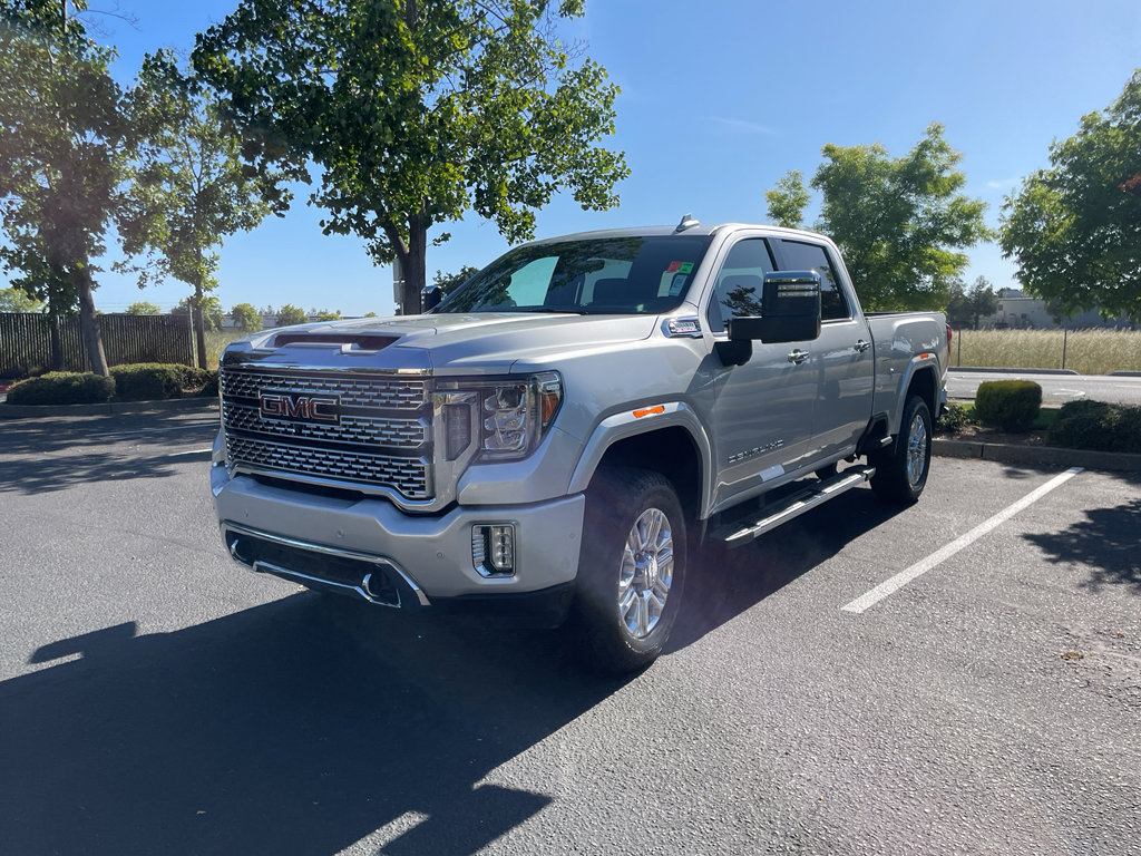 Used 2020 GMC Sierra 3500 Denali w/ Denali Ultimate Package AWD/4WD image 3