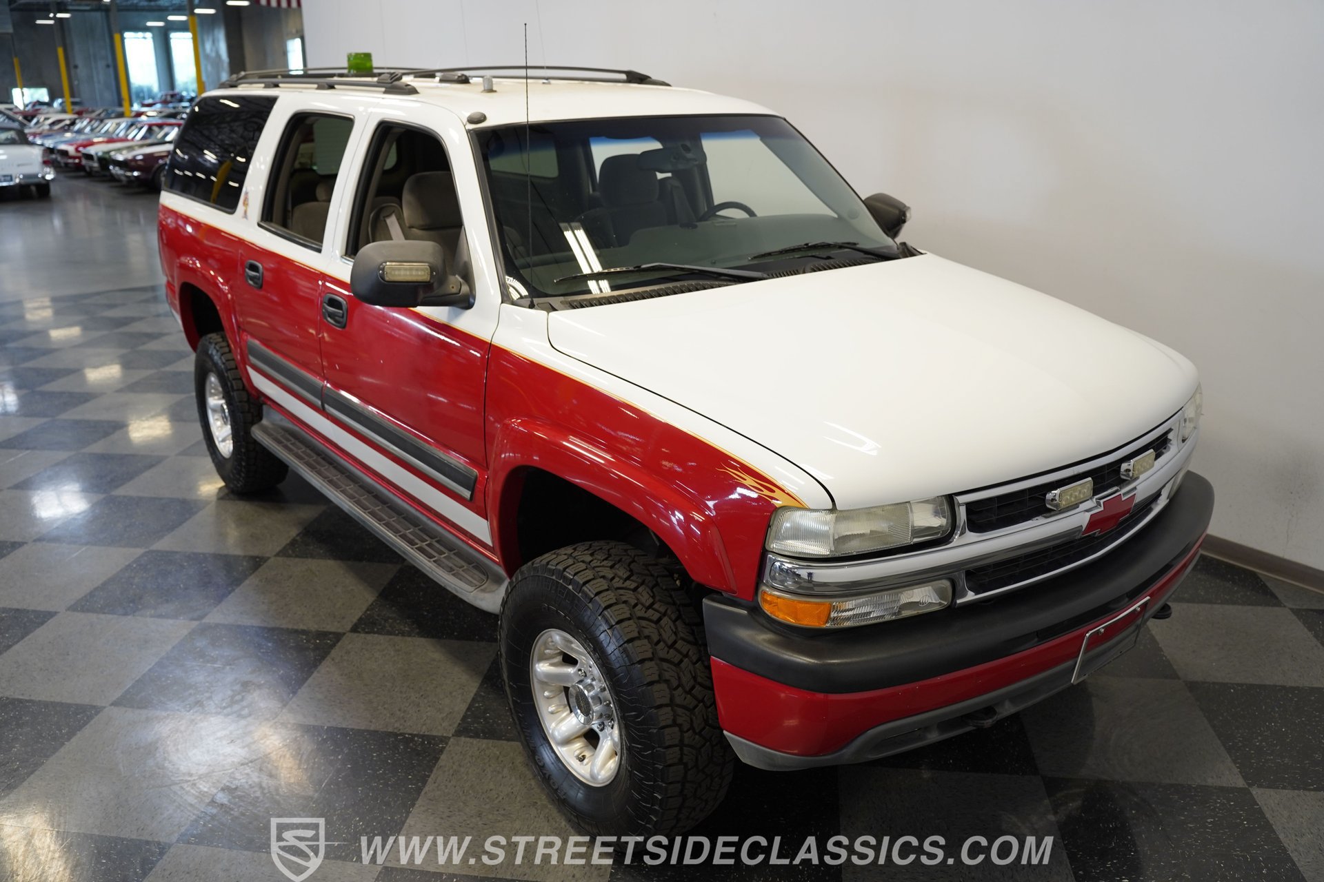 Used 2004 Chevrolet Suburban 2500 LS w/ Suspension Package, Autoride AWD/4WD image 36