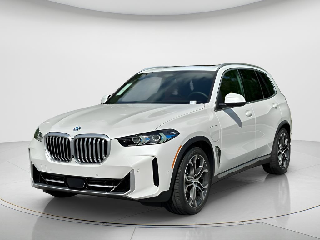 New 2026 BMW X5 xDrive50e AWD/4WD image 1
