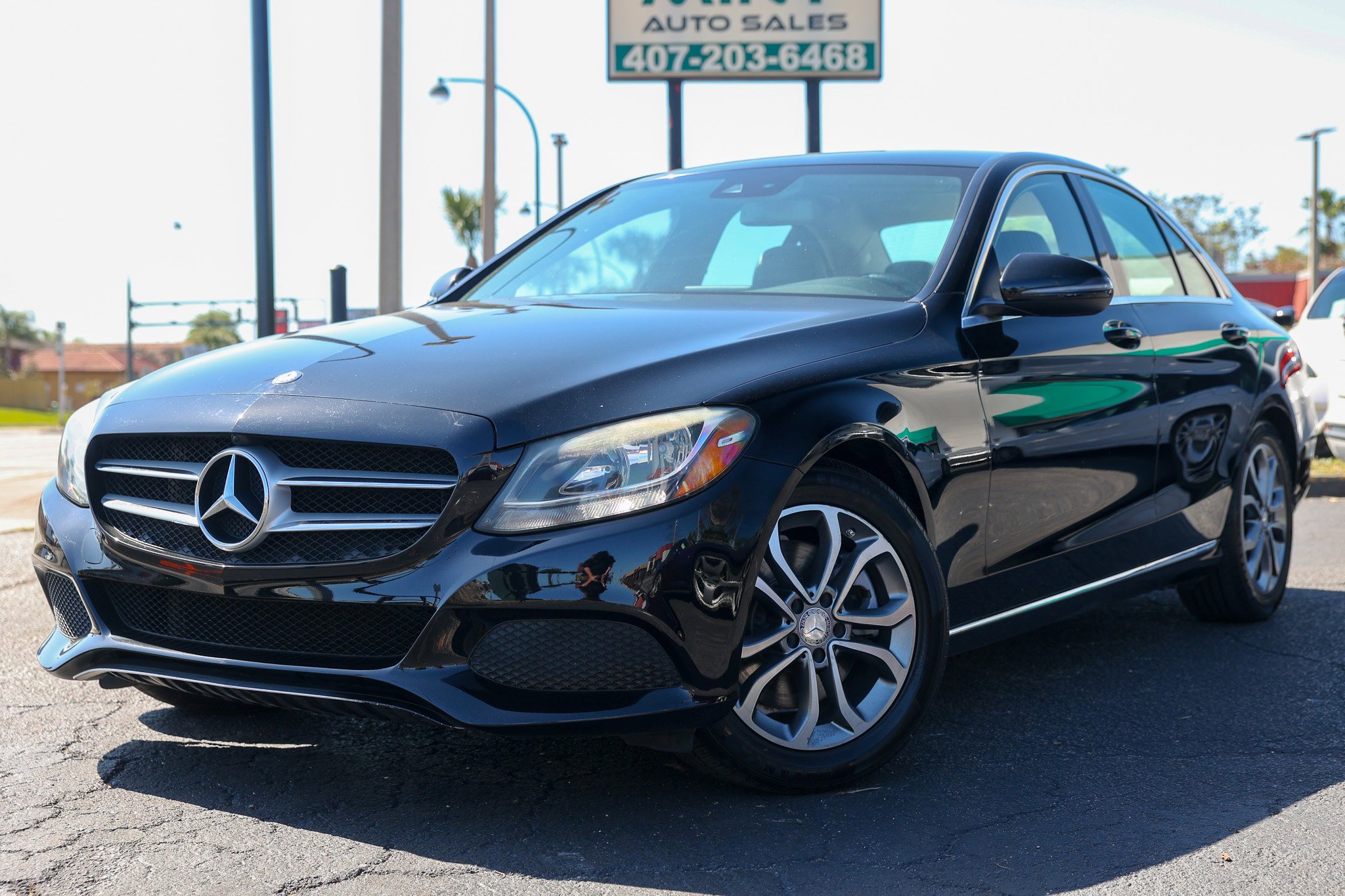 Used 2016 Mercedes-Benz C 300 Sedan image 1