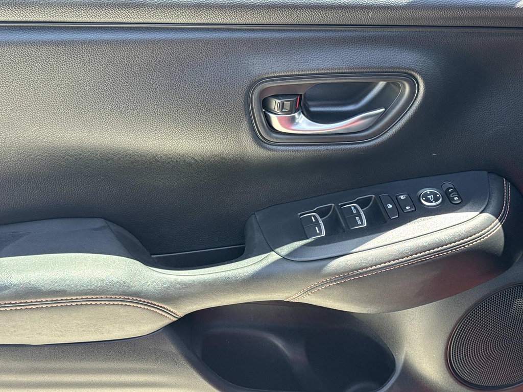Certified 2025 Honda HR-V Sport image 12